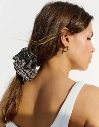 2er-Pack Scrunchies mit Schweizer Stickerei