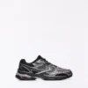 Asymmetrische Sport-Details – Sneaker Asymmetrische Sport-Details – Sneaker