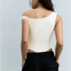 Asymmetrischer, geraffter Trägerbody Asymmetrischer, geraffter Trägerbody