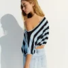 Asymmetrischer gestreifter Pullover