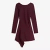 Asymmetrisches Minikleid mit langen Ärmeln und ausgestelltem Saum – Kleider und Overalls