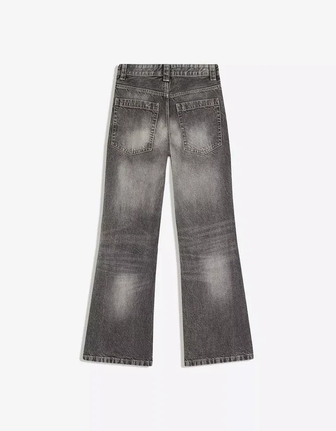 Ausgestellte Baggy-Jeans Ausgestellte Baggy-Jeans