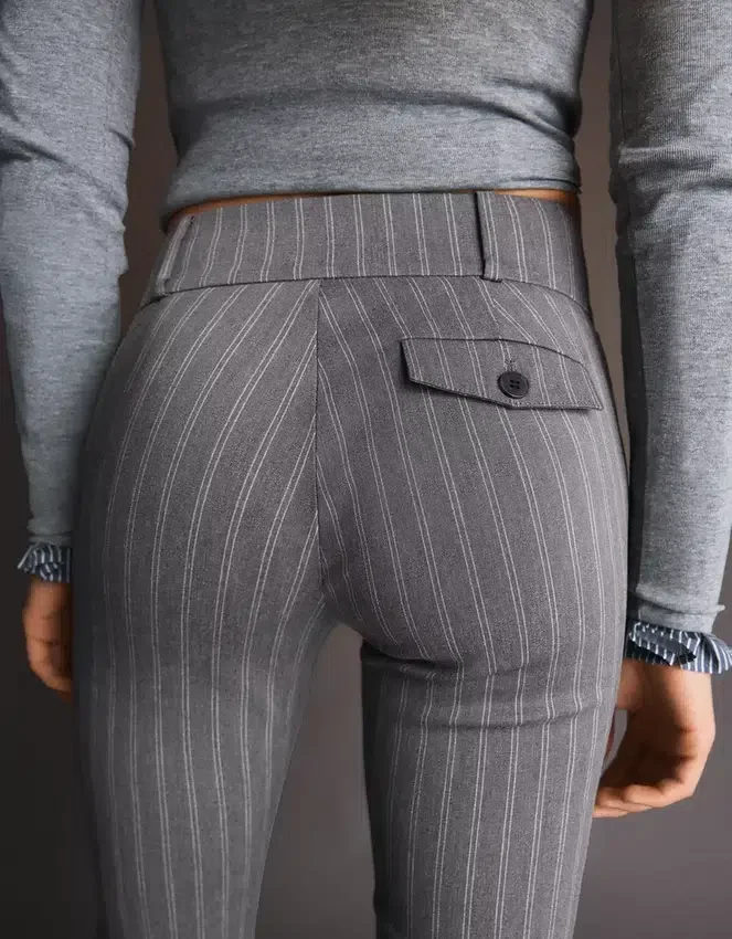 Ausgestellte Bengaline-Hose Ausgestellte Bengaline-Hose
