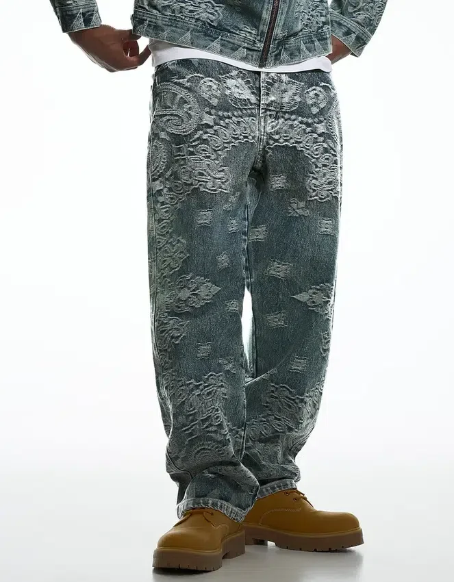 Baggy-Jeans Aries X Bershka Baggy-Jeans Aries X Bershka