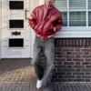 Baggy-Jeans mit Aufnäher Baggy-Jeans mit Aufnäher