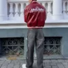 Baggy-Jeans mit Aufnäher Baggy-Jeans mit Aufnäher