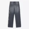 Baggy-Jeans mit Aufnäher Baggy-Jeans mit Aufnäher