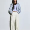 Baggy-Jeans mit niedrigem Bund und Barrel-Print – Hose Baggy-Jeans mit niedrigem Bund und Barrel-Print – Hose