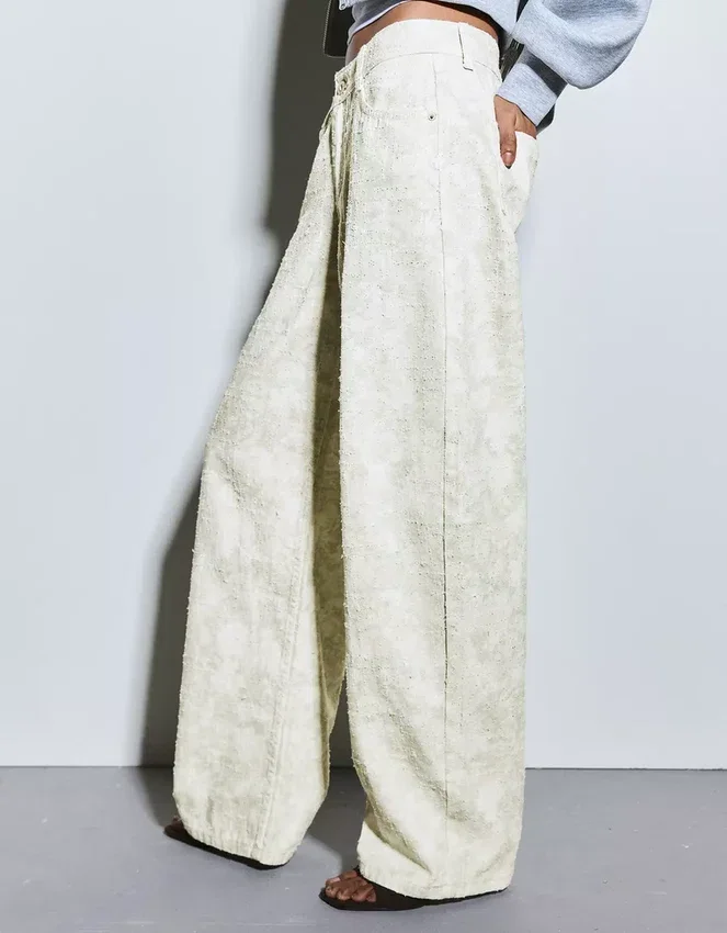 Baggy-Jeans mit niedrigem Bund und Barrel-Print – Hose Baggy-Jeans mit niedrigem Bund und Barrel-Print – Hose