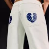 Baggy-Jeans mit niedriger Leibhöhe und Nieten – Hose