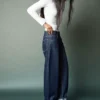 Baggy-Jeans mit niedriger Leibhöhe und umgeschlagenem Saum – Hose