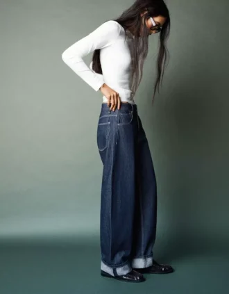 Baggy-Jeans mit niedriger Leibhöhe und umgeschlagenem Saum – Hose