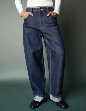 Baggy-Jeans mit niedriger Leibhöhe und umgeschlagenem Saum – Hose