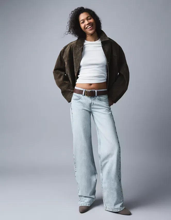 Baggy-Jeans mit Stern-Nieten – Hose Baggy-Jeans mit Stern-Nieten – Hose