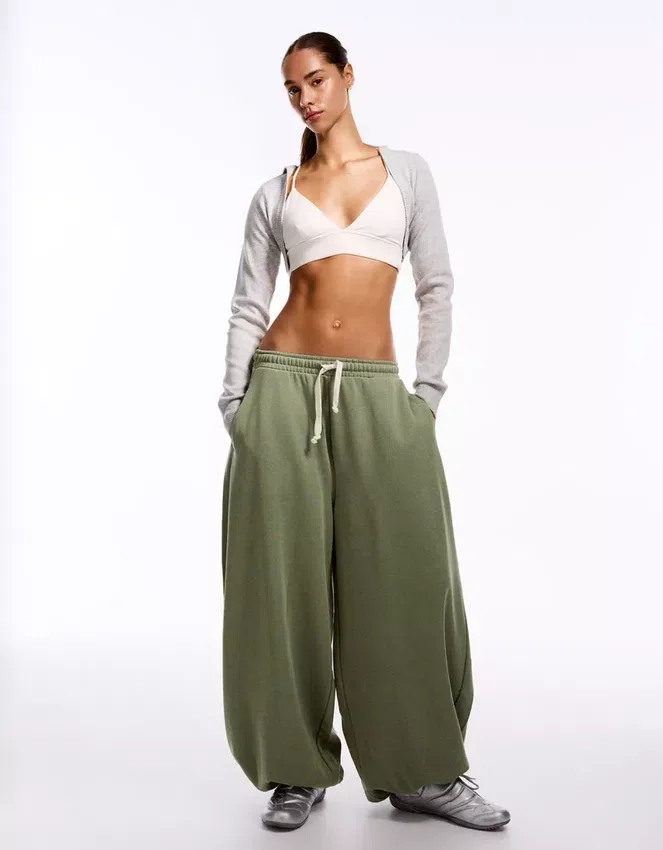 Ballon-Fit-Plüschhose – Damen Ballon-Fit-Plüschhose – Damen