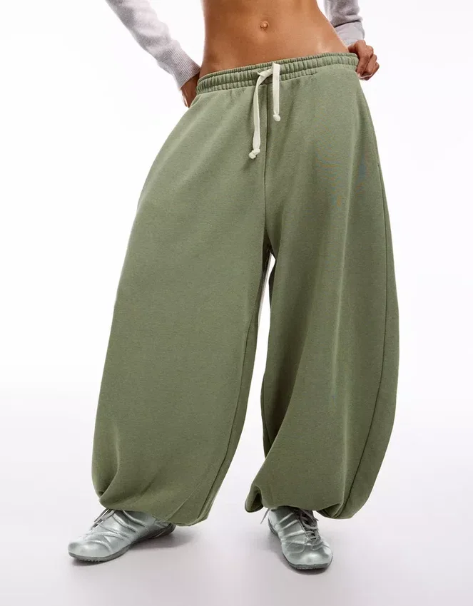 Ballon-Fit-Plüschhose – Damen Ballon-Fit-Plüschhose – Damen
