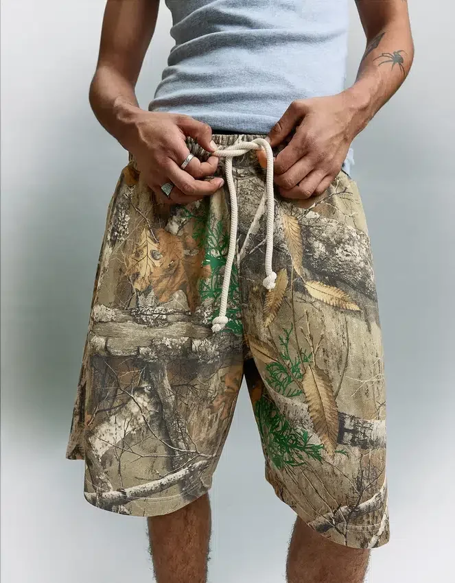 Bedruckte Bermudashorts in Boxy-Fit – Shorts und Jorts – Herren Bedruckte Bermudashorts in Boxy-Fit – Shorts und Jorts – Herren