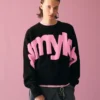 Bedruckter Pullover mit Rundhalsausschnitt – Pullover und Strickjacken Bedruckter Pullover mit Rundhalsausschnitt – Pullover und Strickjacken