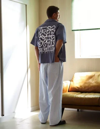 Bedrucktes Kurzarm-Shirt in Boxy-Fit-Passform – Hemden