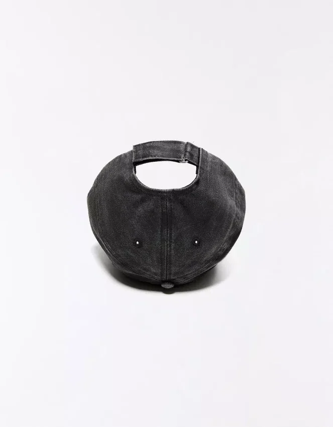 Bestickte Mütze – Accessoires Bestickte Mütze – Accessoires