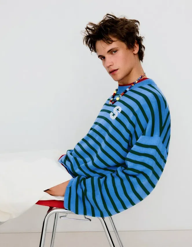 Bestickter, gestreifter Pullover in Boxy-Fit – Pullover und Strickjacken Bestickter, gestreifter Pullover in Boxy-Fit – Pullover und Strickjacken