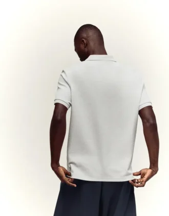 Besticktes Kurzarm-Poloshirt – T-Shirts und Poloshirts Besticktes Kurzarm-Poloshirt – T-Shirts und Poloshirts