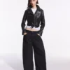 Bikerjacke aus Faux Leather – Jacken und Trenchcoats Bikerjacke aus Faux Leather – Jacken und Trenchcoats