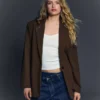 Blazer mit Schnalle am Rücken – Jacken und Trenchcoats Blazer mit Schnalle am Rücken – Jacken und Trenchcoats