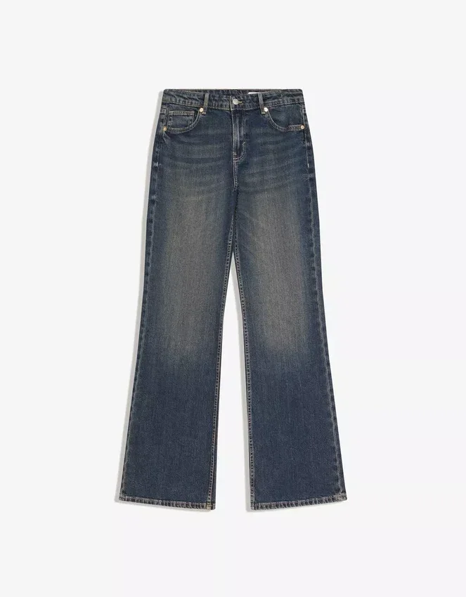 Bootcut-Jeans mit niedriger Leibhöhe Bootcut-Jeans mit niedriger Leibhöhe
