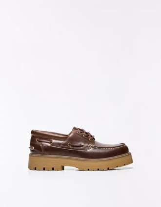Bootsschuh mit klobiger Sohle – Business Schuhe