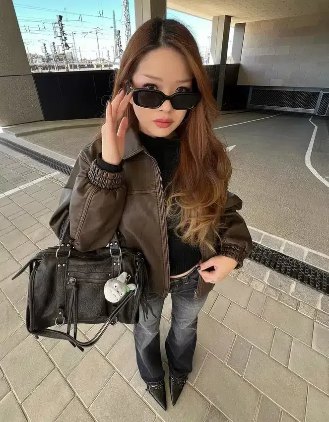 Bowling-Tasche im Used-Look mit Trägern – Accessoires Bowling-Tasche im Used-Look mit Trägern – Accessoires