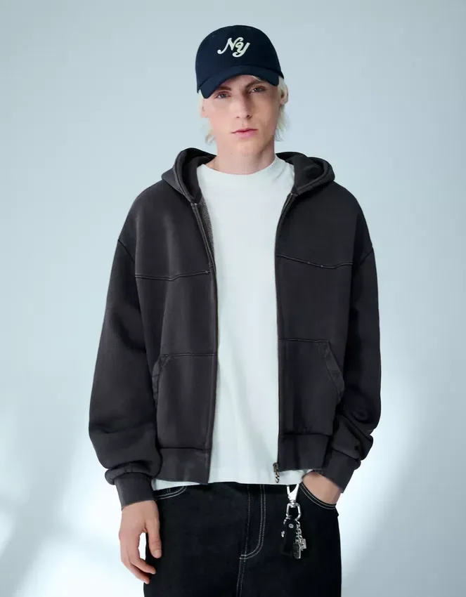Boxy Fit Cropped Sweatshirt mit Reißverschluss – Sweatshirts und Hoodies – Herren Boxy Fit Cropped Sweatshirt mit Reißverschluss – Sweatshirts und Hoodies – Herren
