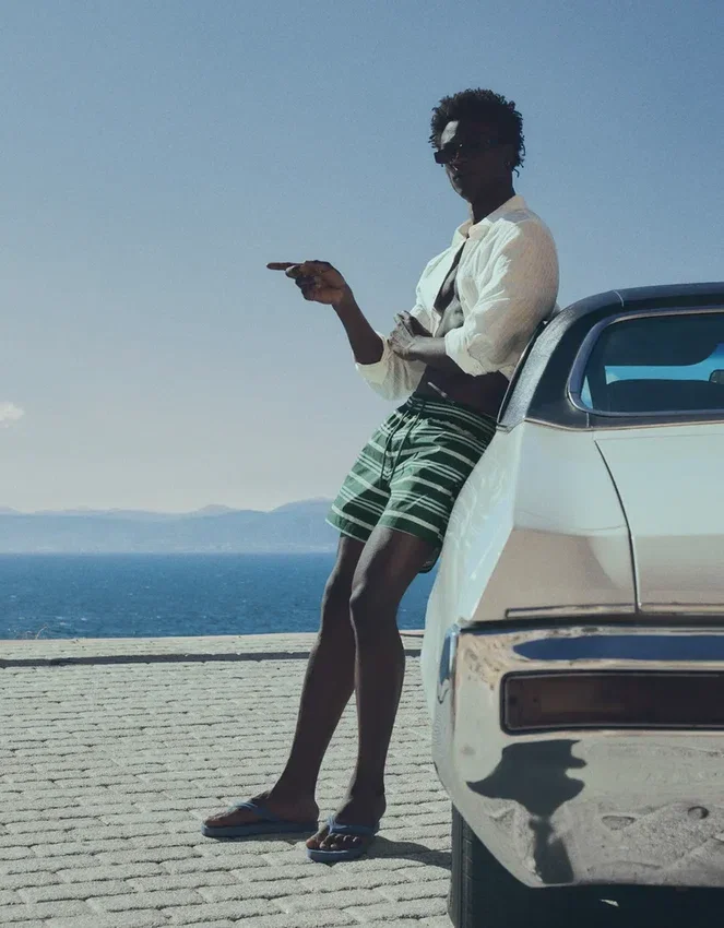 Boxy Fit gestreifte Badehose – Bershka Lovers Boxy Fit gestreifte Badehose – Bershka Lovers