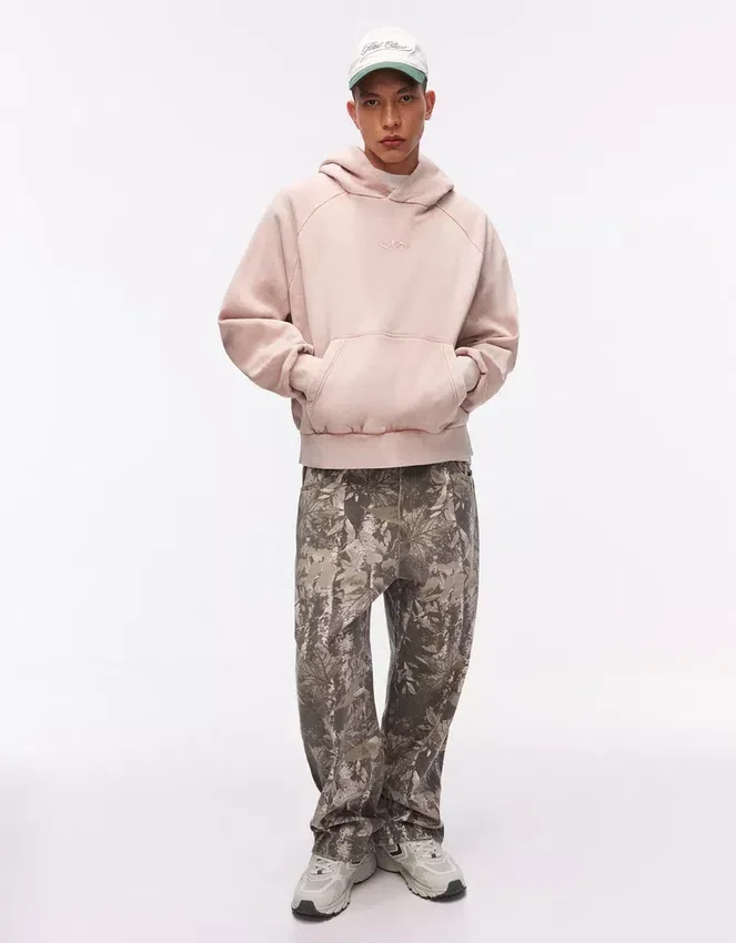 Boxy Fit Kapuzenpullover – Sweatshirts und Hoodies Boxy Fit Kapuzenpullover – Sweatshirts und Hoodies