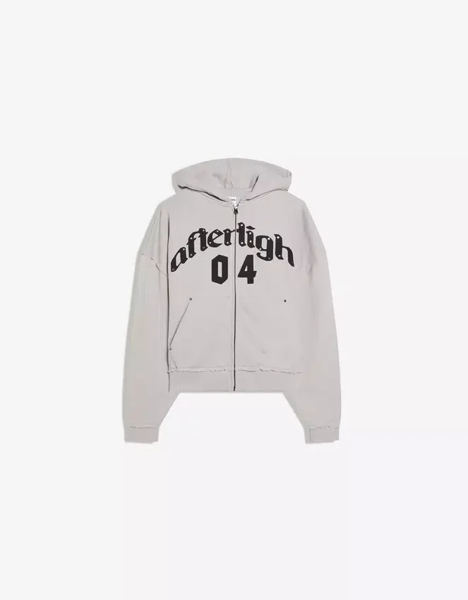 Boxy Fit Sweatshirt mit Reißverschluss und Aufdruck – Sweatshirts und Hoodies Boxy Fit Sweatshirt mit Reißverschluss und Aufdruck – Sweatshirts und Hoodies