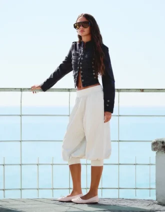 Caprihose mit tiefem Schritt Caprihose mit tiefem Schritt