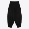 Caprihose mit tiefem Schritt Caprihose mit tiefem Schritt