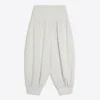 Caprihose mit tiefem Schritt