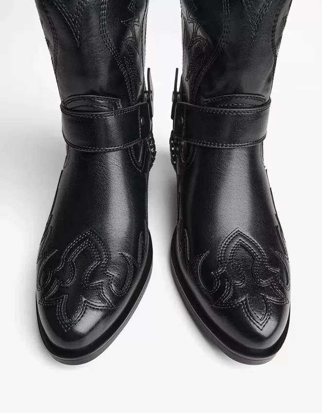 Cowboy-Stiefel mit Kettenverzierung – Stiefeletten – Herren Cowboy-Stiefel mit Kettenverzierung – Stiefeletten – Herren