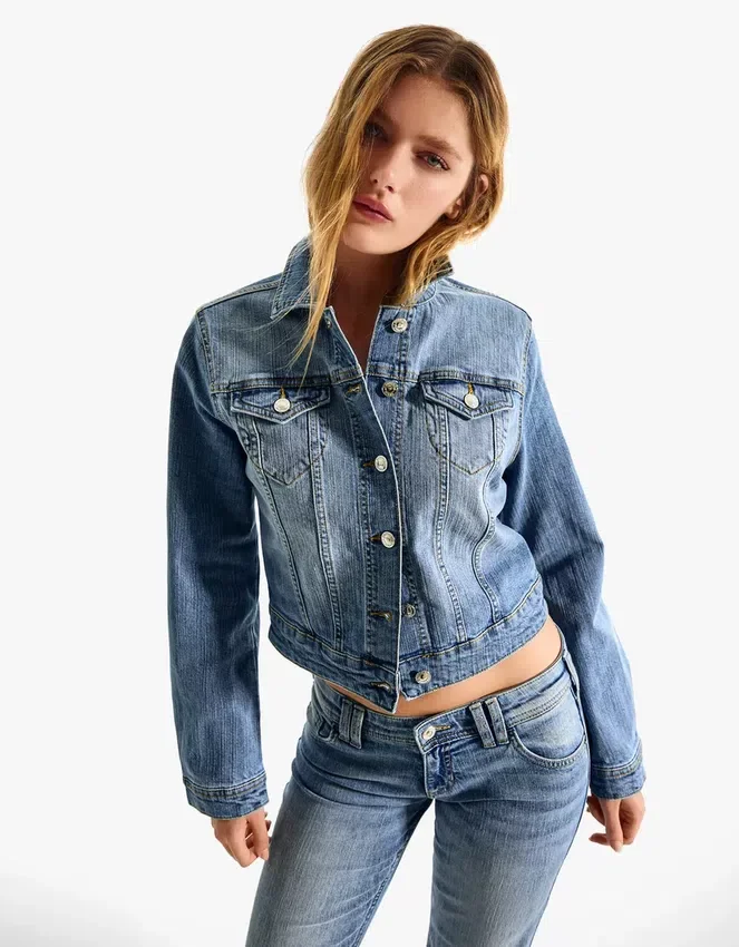Denim-Jacke – Jacken und Trenchcoats – Damen Denim-Jacke – Jacken und Trenchcoats – Damen