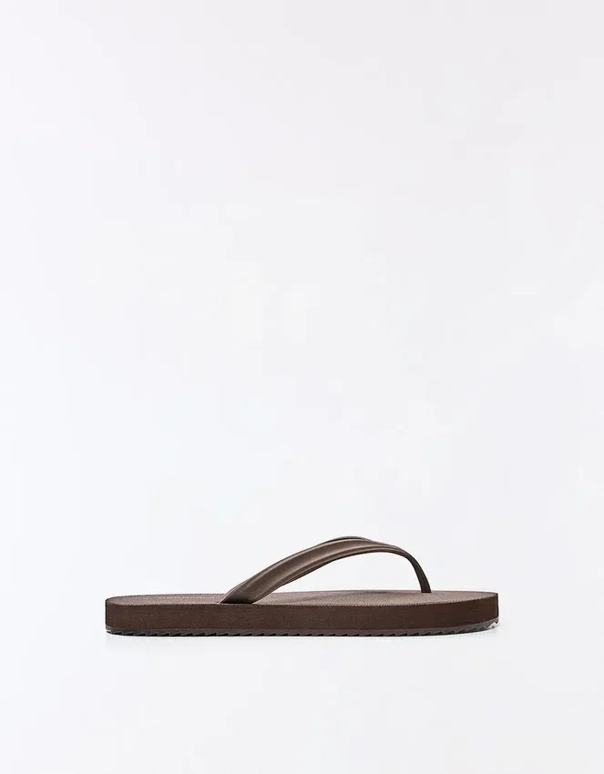 Einfache Zehensandalen Einfache Zehensandalen
