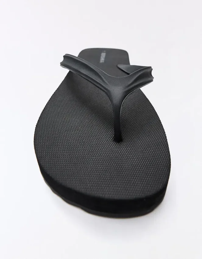 Einfache Zehensandalen Einfache Zehensandalen