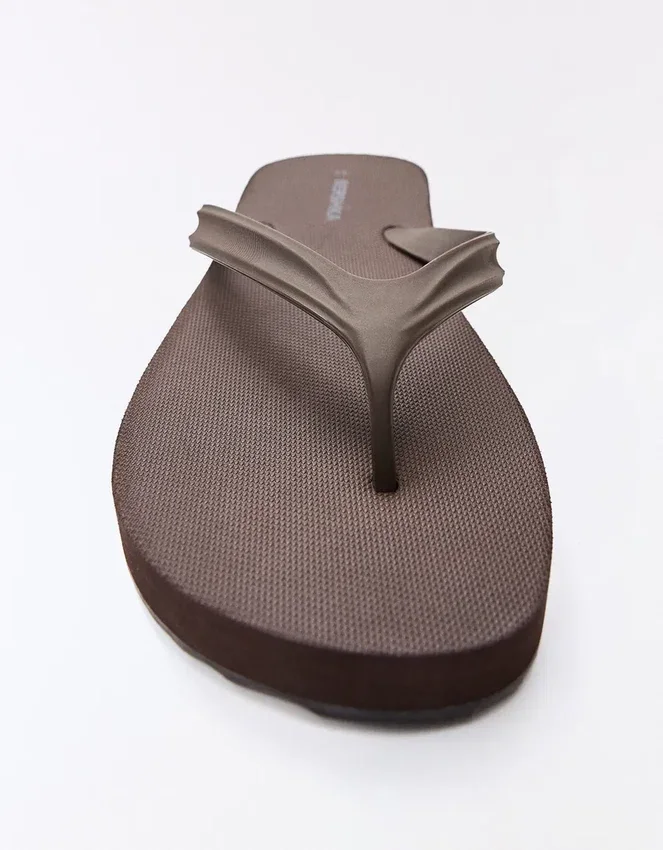 Einfache Zehensandalen Einfache Zehensandalen
