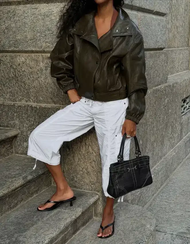 Faux Leather-Jacke mit Revers – Jacken und Trenchcoats Faux Leather-Jacke mit Revers – Jacken und Trenchcoats