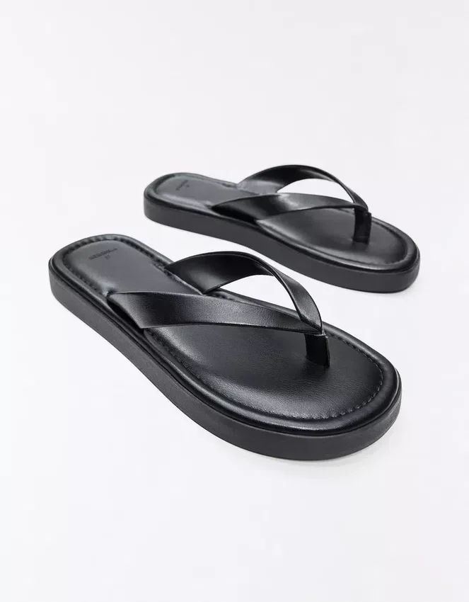 Flache Sandalen Flache Sandalen