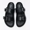 Flache Sandalen mit Schnalle Flache Sandalen mit Schnalle