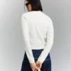 Geflochtene Strickjacke mit Knöpfen – Pullover und Strickjacken Geflochtene Strickjacke mit Knöpfen – Pullover und Strickjacken
