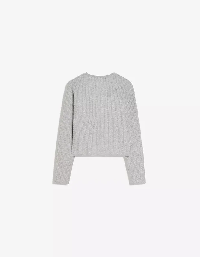 Geflochtene Strickjacke mit Knöpfen – Pullover und Strickjacken Geflochtene Strickjacke mit Knöpfen – Pullover und Strickjacken