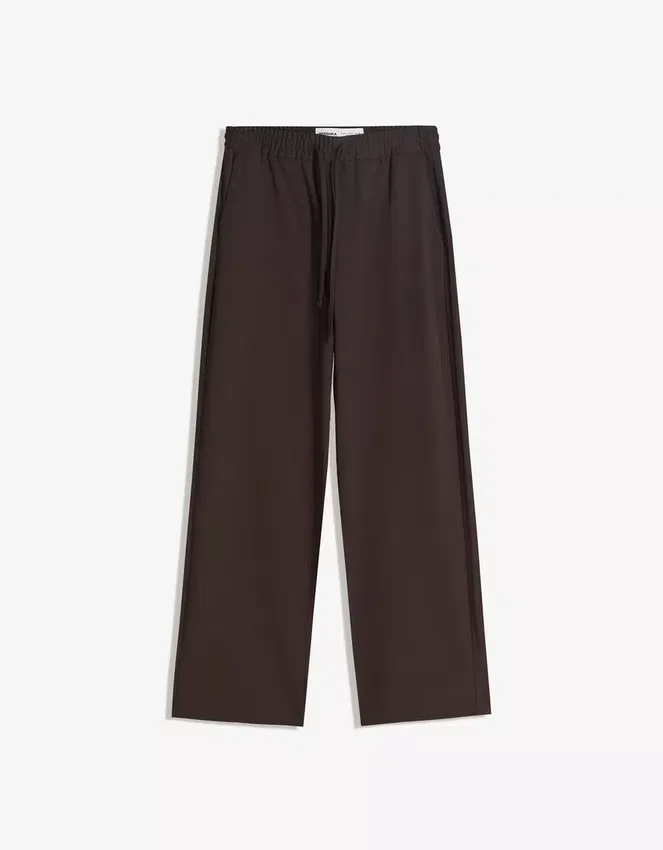 Geradlinige, taillierte Jogginghose – Hose Geradlinige, taillierte Jogginghose – Hose