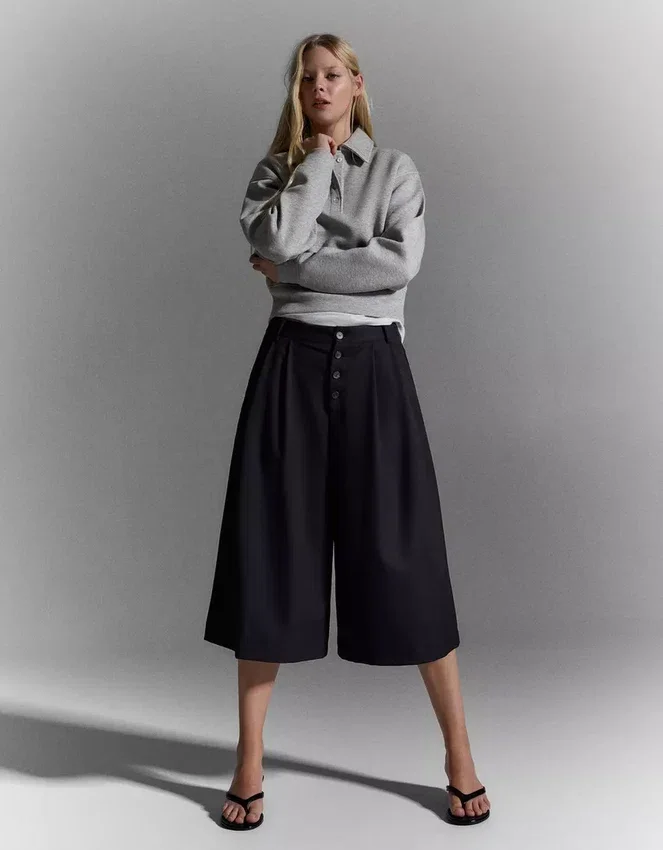 Gestreifte Culottes-Bermudashorts Gestreifte Culottes-Bermudashorts